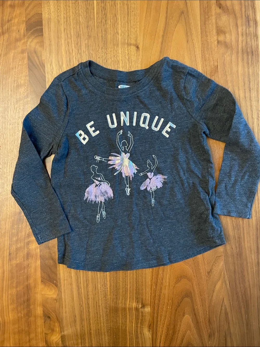 Old Navy Charcoal 'Be Unique' Ballet Graphic Long Sleeve Tee